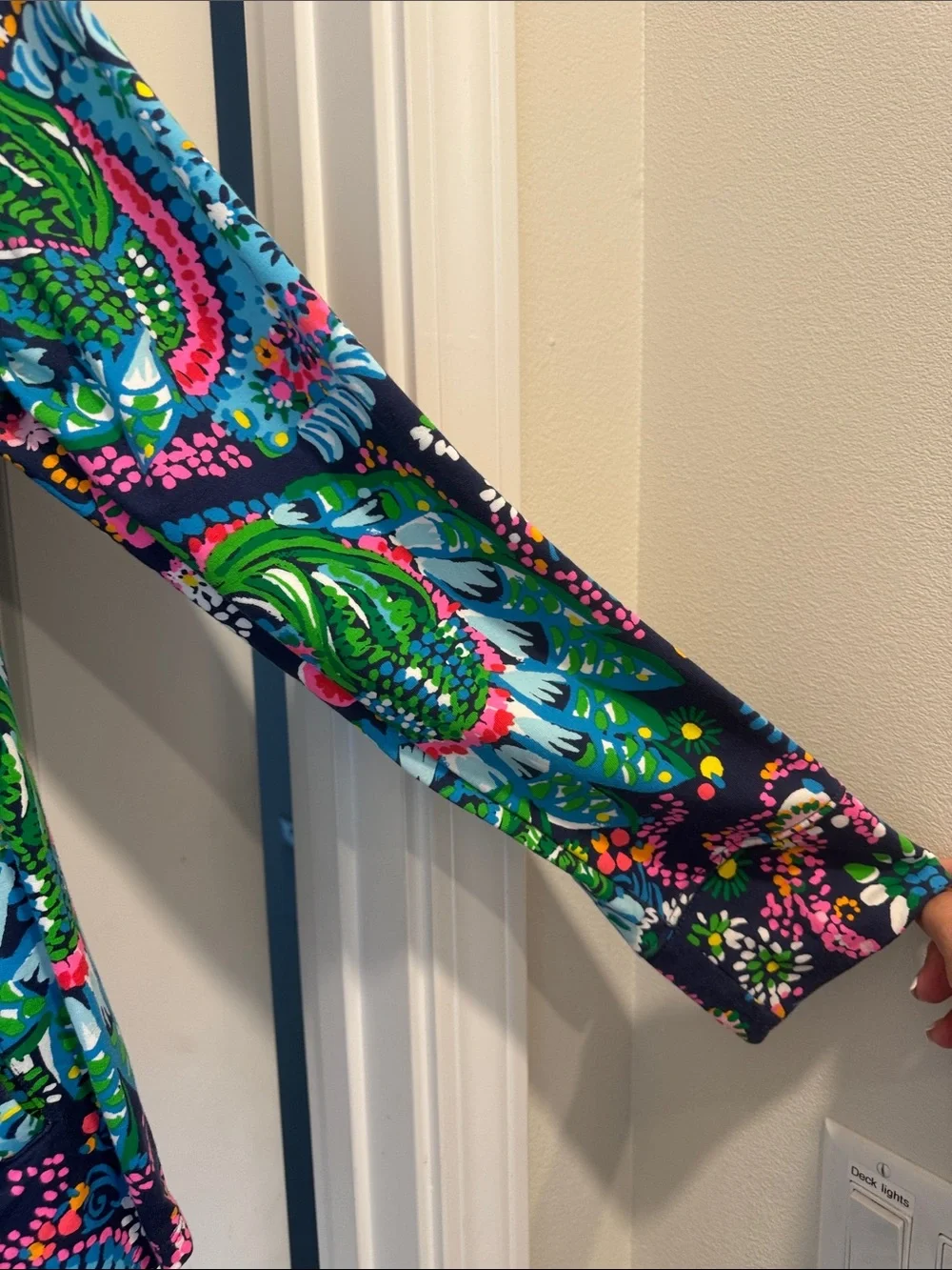 Like New Lilly Pulitzer Navy Multicolor Floral-Paisley Zip Jacket With Pockets - Picture 5 of 6